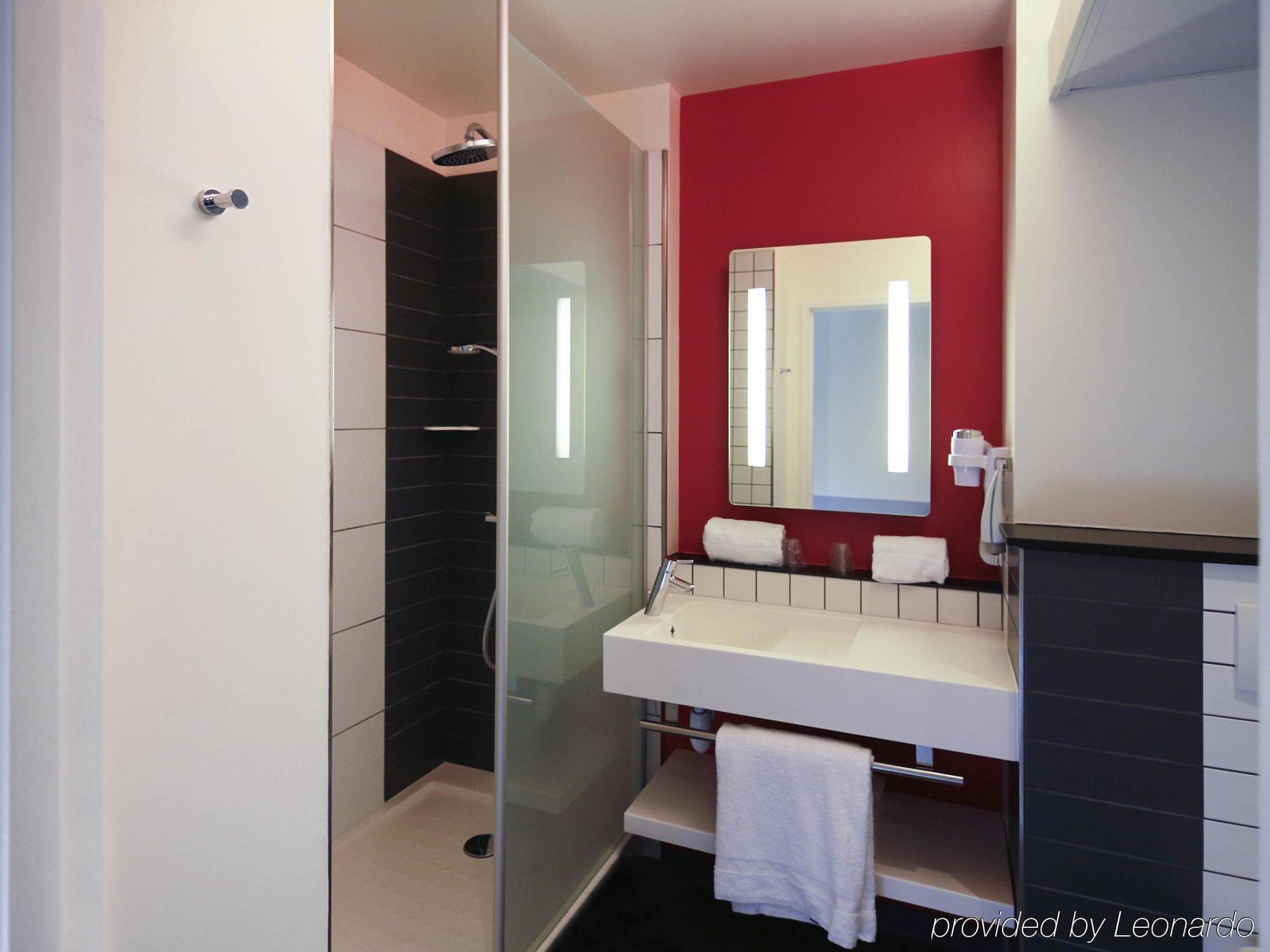 Ibis Styles Flers Hotel Exterior foto